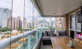 Imagem 2: Apartamento à venda com 3 dormitórios, sendo 3 suítes, depósito privativo e 3 vagas de gar