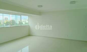Imagem 3: Apartamento para aluguel, 3 quartos, 1 suíte, 2 vagas, Santa Maria - Uberlândia/MG