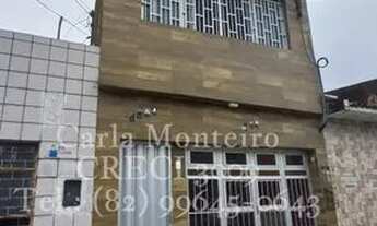 Imagem 2: Sobrado para venda tem 232 metros quadrados com 5 quartos em Ponta Grossa - Maceió - AL