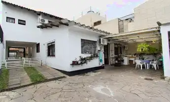 Imagem 2: Casa para Venda - 238m², 3 dormitórios, sendo 1 suites, 3 vagas - Camaquã
