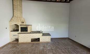 Imagem 2: Casa para aluguel, 3 quartos, 1 suíte, Jardim das Palmeiras - Uberlândia/MG