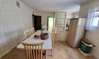 Imagem 7: Casa para venda possui 200 metros quadrados com 3 quartos