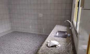 Imagem 4: Aluga casa com 2 cômodos grandes,500,00 reis