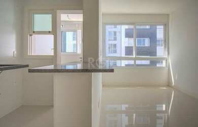 Imagem 7: PORTO ALEGRE - Apartamento Padrão - Passo da Areia