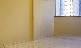 Imagem 2: Alugo apartamento 2/4 em candelária!