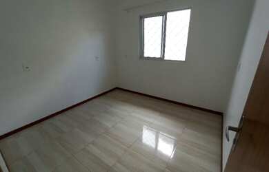 Imagem 5: Alugo Casa com 3 Quartos Com Pátio Na Praia de Fora