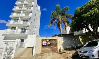 Imagem: 3 Casas, com 2 dormitórios cada, ao lado