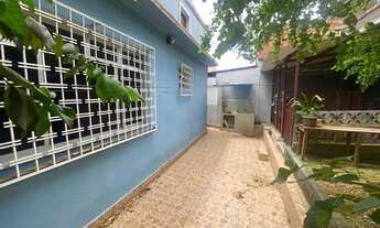 Imagem 2: Casa na Av Ayrão, 4 dormitórios ótimo para empresas