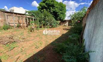 Imagem 3: Terreno disponível para venda 300 m² no bairro Pampulha em Uberlândia MG