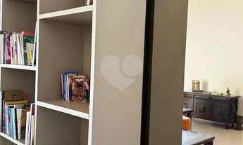 Imagem 3: Casa à venda ou para alugar com 3 quartos, sendo 1 suíte, no condomínio Vale do Lago, Soro