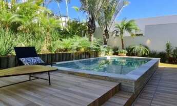 Imagem: Sobrado de Esquina, 3 Suítes - Jardins