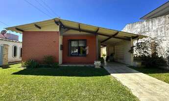 Imagem: Casa com 3 dormitórios e ampla área