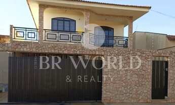 Imagem 2: Sobrado reformado com 4Q sendo 3 suítes próximo ao terminal das bandeiras