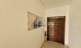 Imagem 2: Belíssimo sobrado de 450m², 5 suítes, à venda no Granja Olga 1