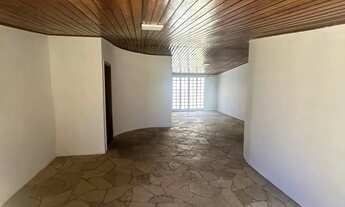 Imagem 6: Casa com piscina à venda em Lins/SP