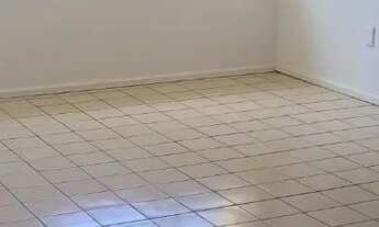 Imagem 4: Aluga-se Apartamento na Ponta Verde na Rua Hélio Pradines - Próximo ao SEB-COC