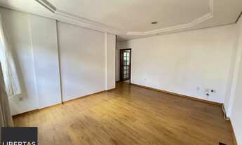 Imagem 5: Apartamento de 2 quartos, suite e 1 vaga de garagem no bairro Menino Deus em POA