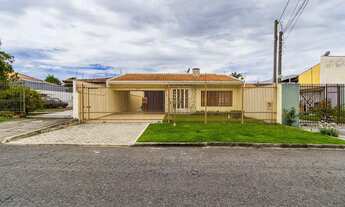 Imagem 2: Casa à Venda no Capão da Imbuia | 4 Quartos, Suíte, Terreno 360 m