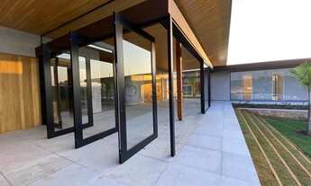 Imagem 5: Sobrado à venda em Bragança Paulista, Condomínio Quinta da Baroneza II, com 5 suítes, com