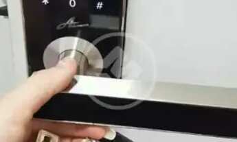 Imagem 2: Studio mobiliado com garagem faturando 6 mil a.a com AIRBNB Trindade - Florianópolis - SC