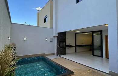 Imagem 2: Sobrado Novo Alto Padrão, 3 suites, 4 vagas, 215 m², Hidromassagem, Piscina, Jd Atlantico