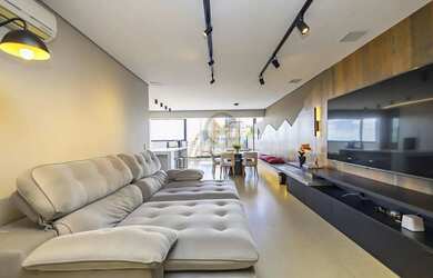 Imagem 3: Cobertura mobiliada com 180 m² privativos, sauna e vista definitiva no Bigorrilho