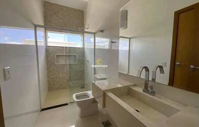 Imagem 7: Sobrado 03 suítes com Closet - Centro