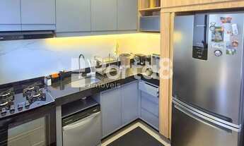 Imagem 7: Residência Funcional com Escritório no Condomínio Parque Lombardia: Duas Vagas de Garagem