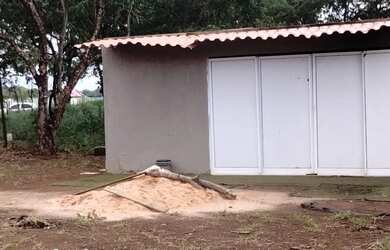 Imagem 2: Lote com casa Terreno / lote com venda por R$80.000