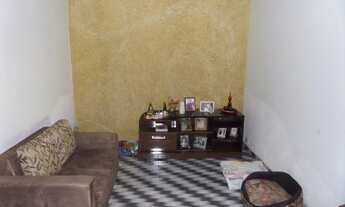 Imagem 6: Casa no Jardim Elite, com terreno medindo 260 m² e construção com 200