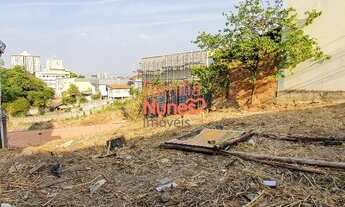 Imagem 4: Lote limpo em rua central, próximo a Igreja matriz de Contagem