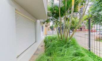 Imagem 2: Porto Alegre - Apartamento Padrão - Petrópolis