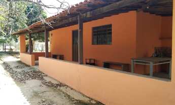 Imagem: Sitio de 2 mil metros com rua asfaltada