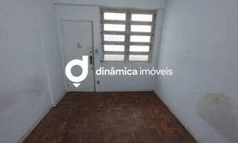 Imagem 2: OPORTUNIDADE CONJUGADO FRONTAL SOL DA MANHÃ PERTO DO METRO COPACABANA