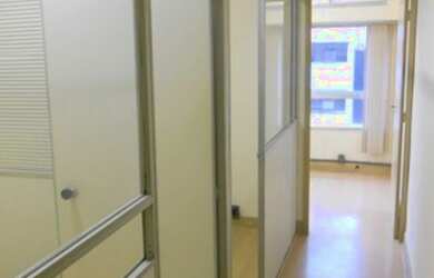 Imagem 6: Centro R$1.500 com carência de 6 meses de R$1mil. Av. Almitante Barroso grupo 93m2