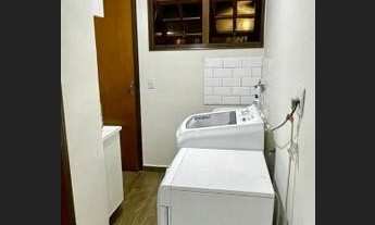 Imagem 3: Casa para Venda em Cotia, Granja Viana, 2 dormitórios, 2 suítes, 4 banheiros, 2 vagas