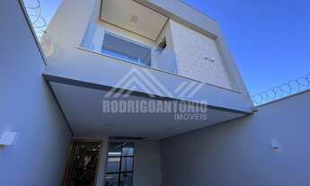 Imagem: Maravilhosa casa a venda no Major Prates!