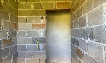 Imagem 3: Casa em fase de acabamento 85000