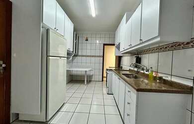 Imagem 3: Apartamento com 3 dormitórios para alugar, 110 m² por R$ 4.093,10/mês - Centro - Florianóp