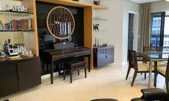 Imagem 2: Apartamento de 171m² a Venda em Higienópolis Com 4 Dormitorios, Sendo 3 Suítes e 3 Vagas