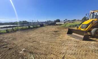 Imagem 2: Terreno em frente a Dutra, com visual espetacular. 1200m2