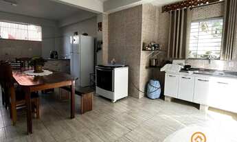 Imagem 2: Casa para venda possui 110 metros quadrados com 3 quartos em Quilombo - Cuiabá - MT