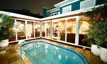 Imagem: Excelente sobrado, alto padrão