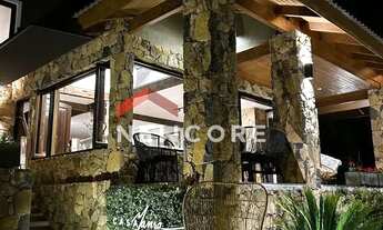 Imagem: Casa de condomínio em Rua Biarritz - Centro