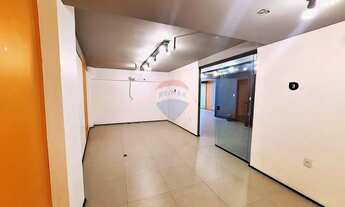 Imagem 8: Loja Comercial com Mezanino