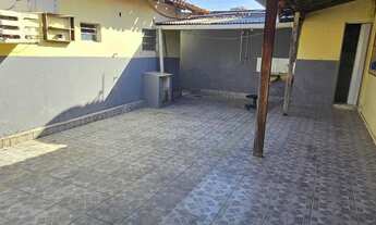 Imagem 6: Alugo casa de 3 quartos - subida - 2 ruas acima SMTT