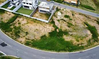 Imagem: Terreno à venda com 606 m² no Residencial