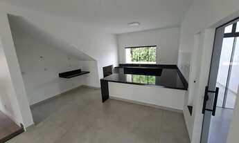 Imagem 6: Sobrado para aluguel possui 400 metros quadrados com 3 suítes e escritório