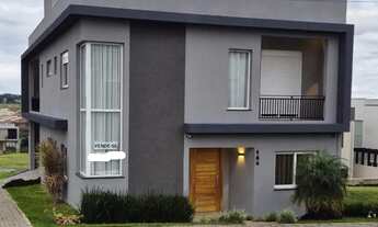 Imagem: Linda residência em condomínio em Ponta