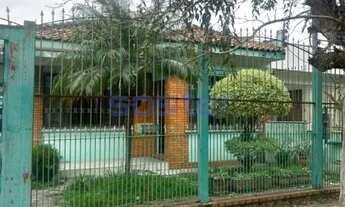 Imagem 2: Casa com 330 metros quadrados com 4 quartos vaga para 6 veículos